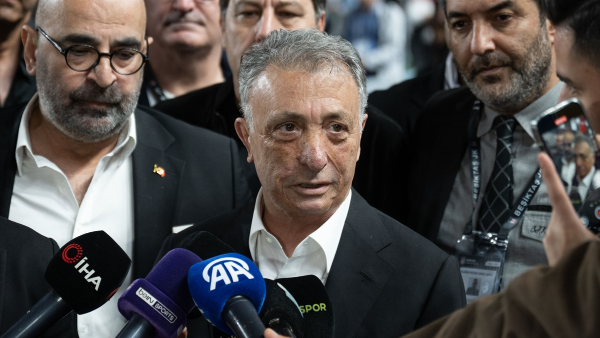 Ahmet Nur Çebi: Beşiktaş’ı biraz anne gibi görmeye çalışalım, sahiplenelim