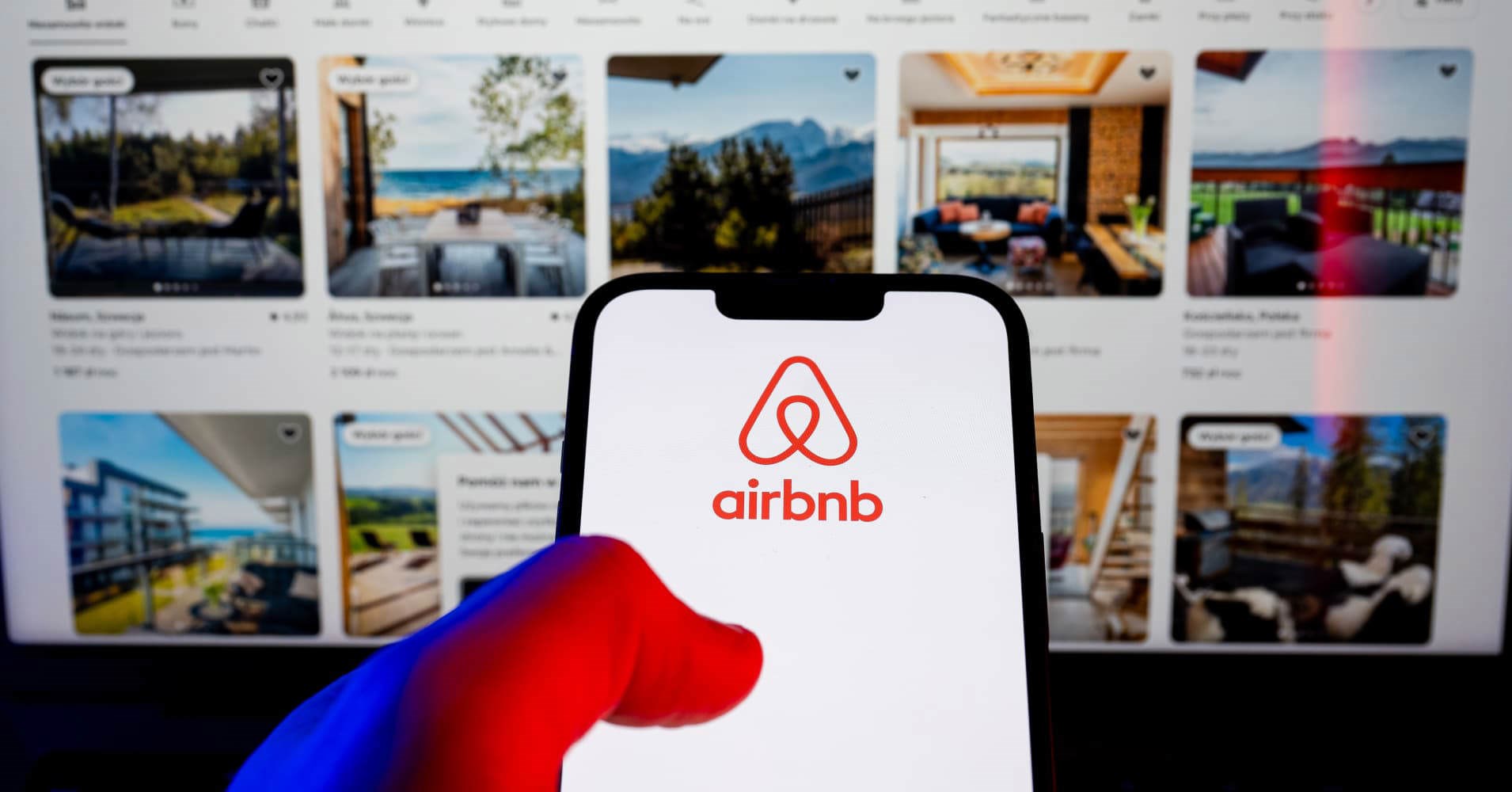 Airbnb yenilendi: Tatil için gerekli olan her şey tek çatı altında toplandı