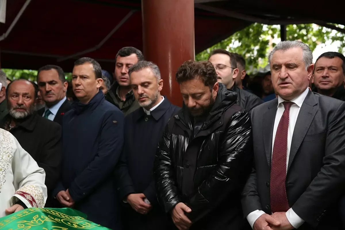 AK Parti Rize Milletvekili Muhammed Avcı’nın babası son yolculuğuna uğurlandı