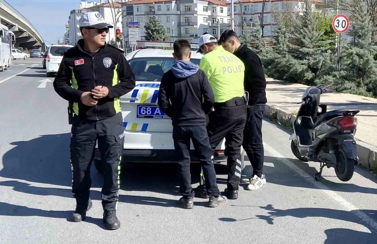 Aksaray’da Ehliyetsiz Motosiklet Süsleyeni 54 Bin Lira Ceza
