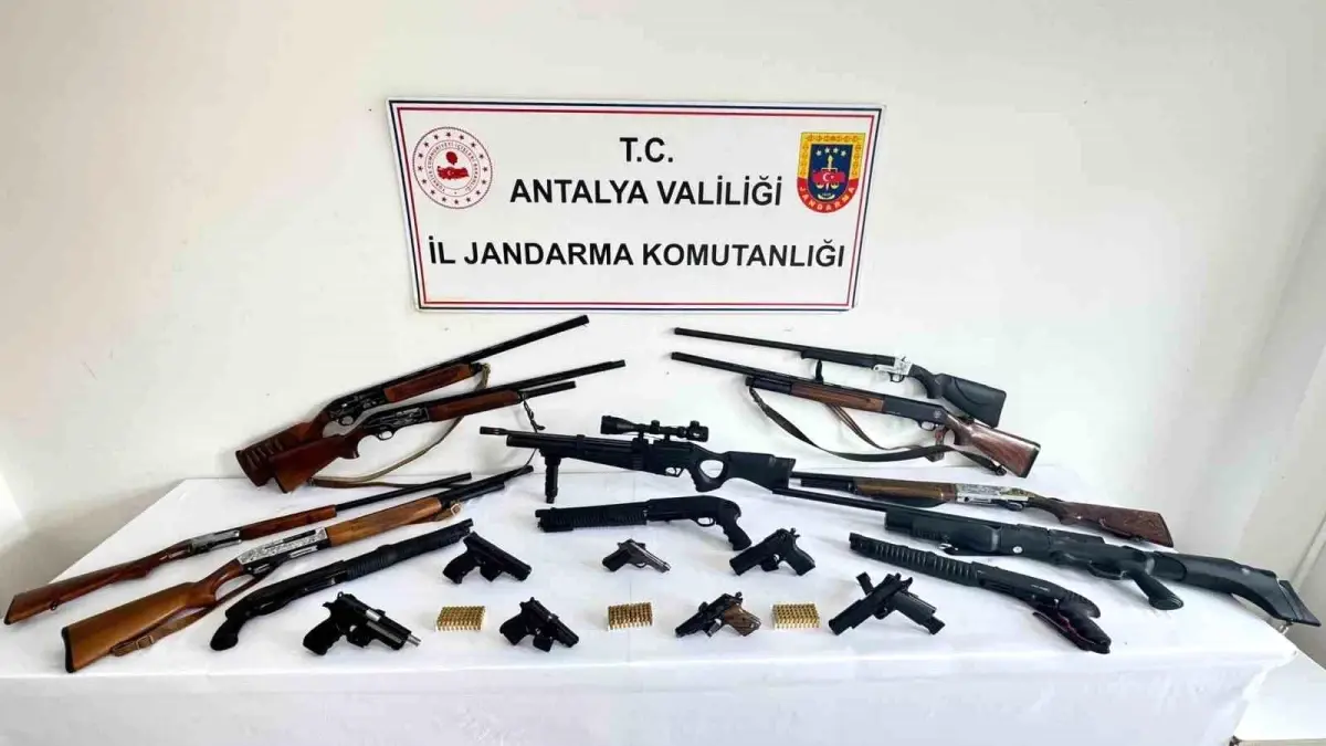 Alanya’da Silah Kaçakçılığına Operasyon