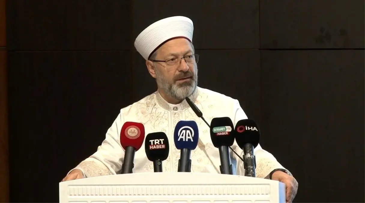 Ali Erbaş’tan Cinsiyetsiz Toplum Uyarısı