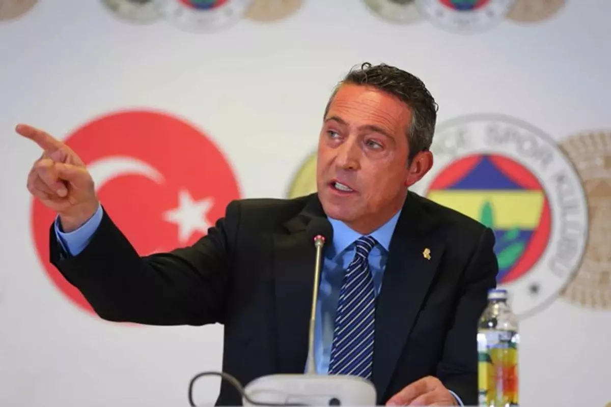 Ali Koç’tan Fenerbahçe Derneği’ne baskın! Dernek Başkanı’na sert tepki