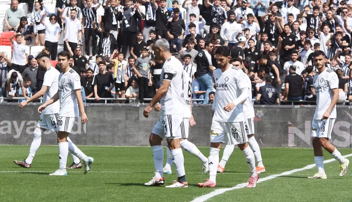 Altay’da Alarm! 10 Oyuncu Gidiyor