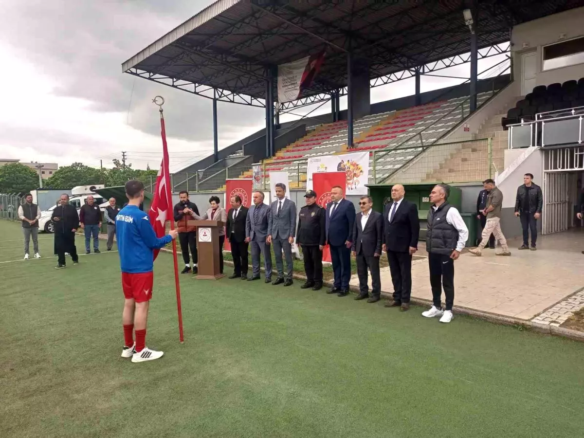 Anadolu Yıldızlar Ligi Futbol Grup Müsabakaları Çaycuma’da Başladı