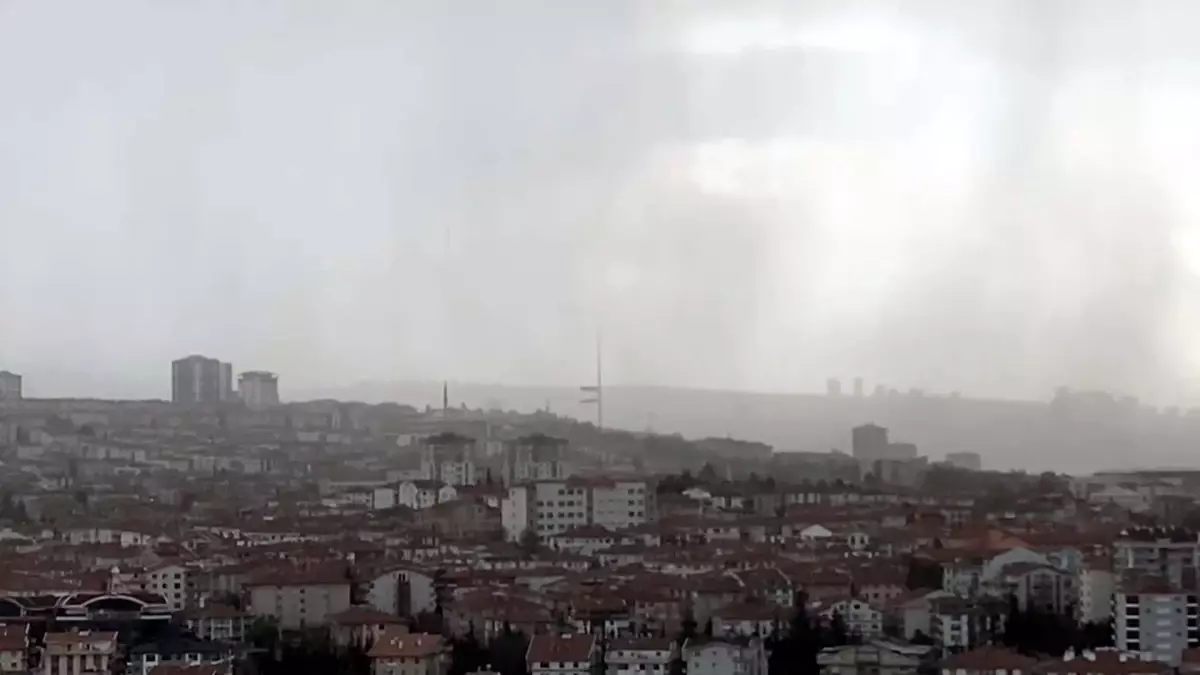 Ankara’da Kuvvetli Rüzgar ve Sağanak Yağış Etkili