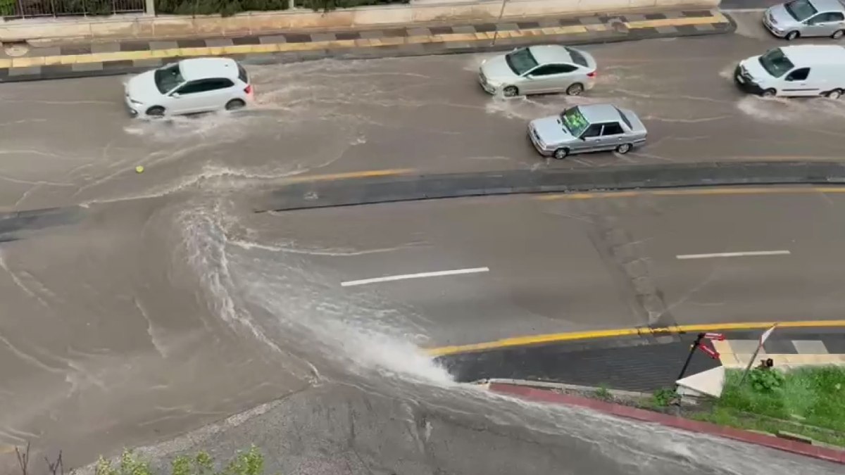 Ankara’da şiddetli sağanak ve dolu yağışı