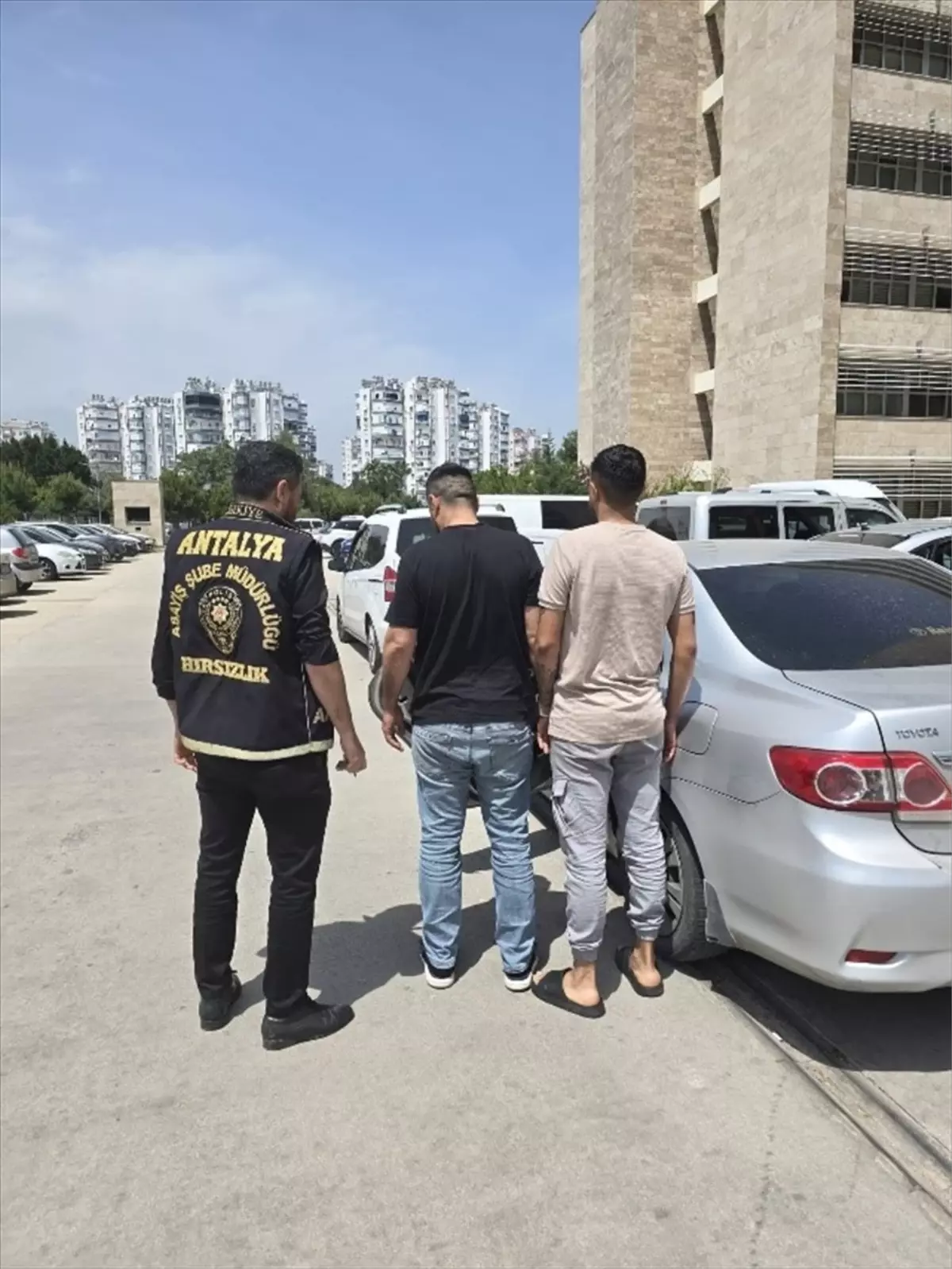 Antalya’da 3.790 Şüpheli Yakalandı