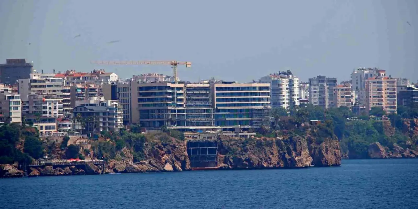 Antalya’daki Gizli Tüneller Hakkında Vali Şahin Açıklamalarda Bulundu