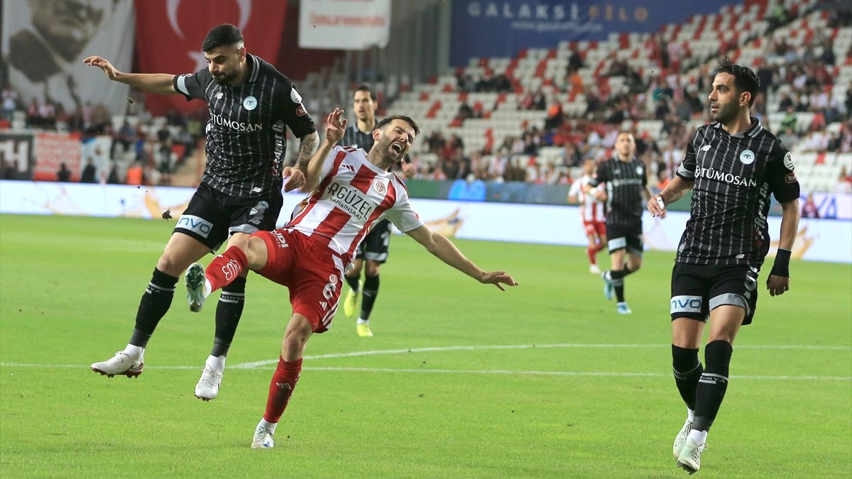 Antalyaspor konuğu Konyaspor’u tek golle geçti