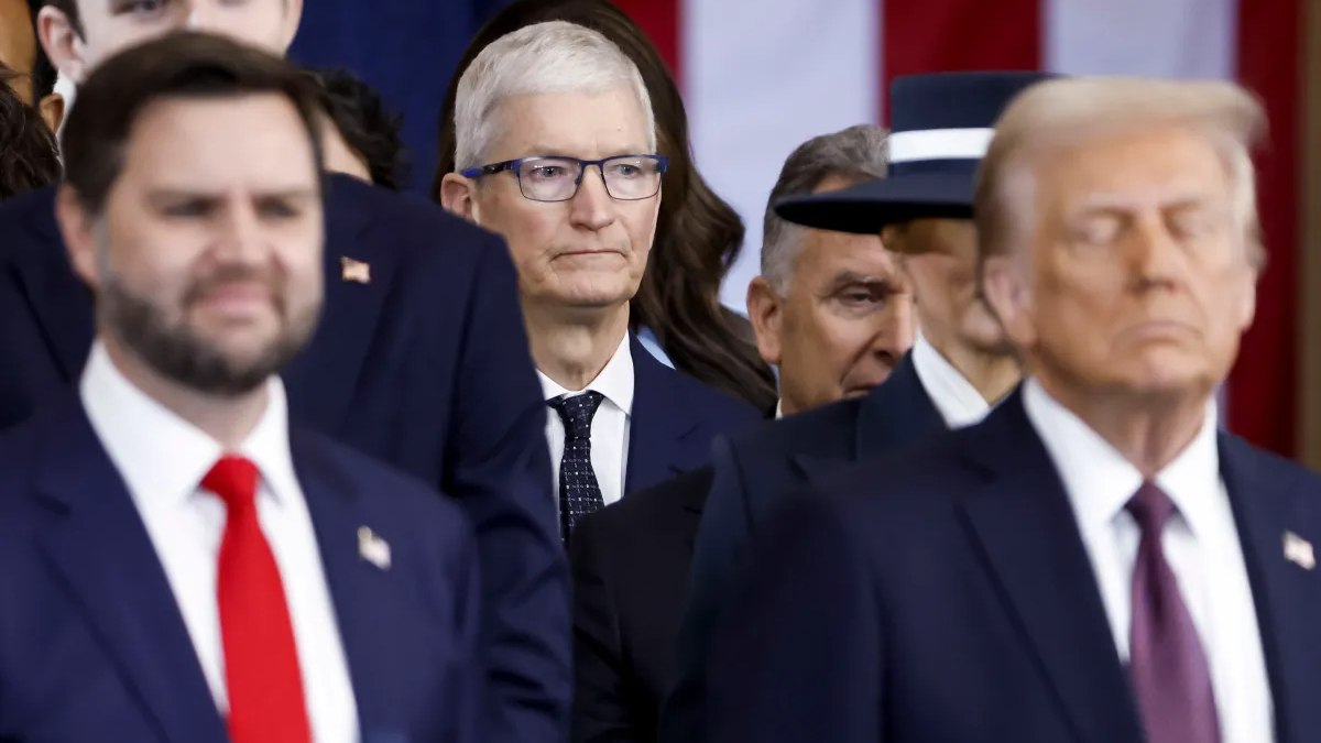 Apple CEO’su Tim Cook, Trump vergilerinin maliyetini açıkladı