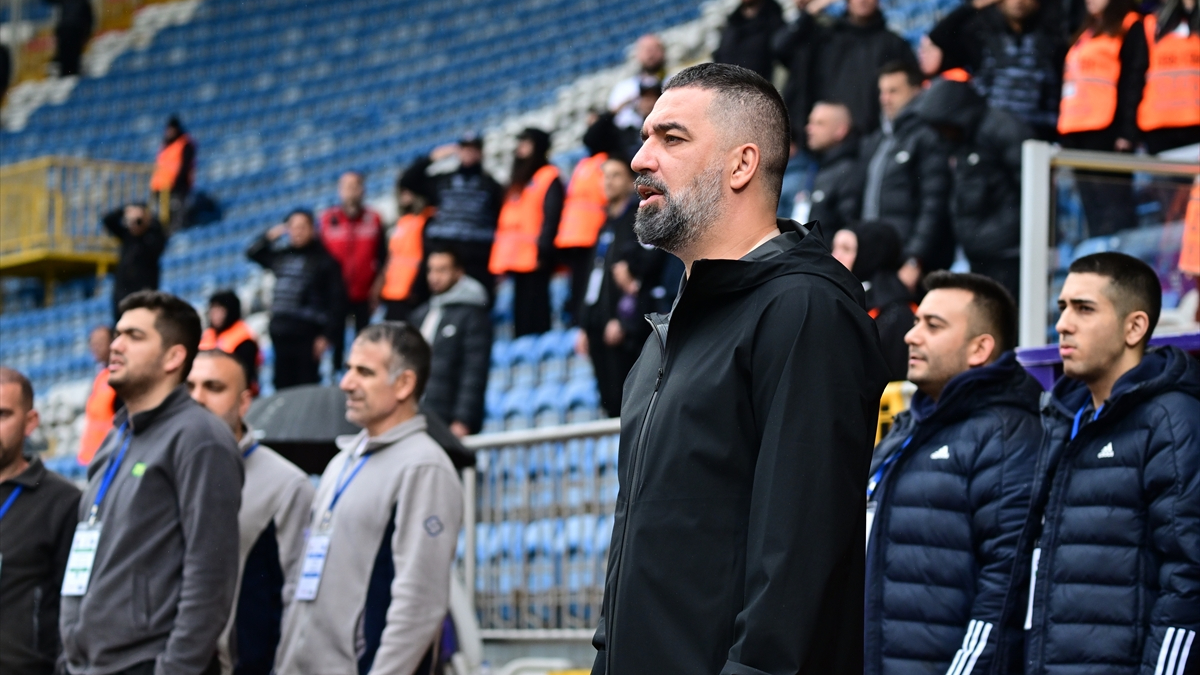 Arda Turan: Eyüpspor’da olmaktan mutluyum