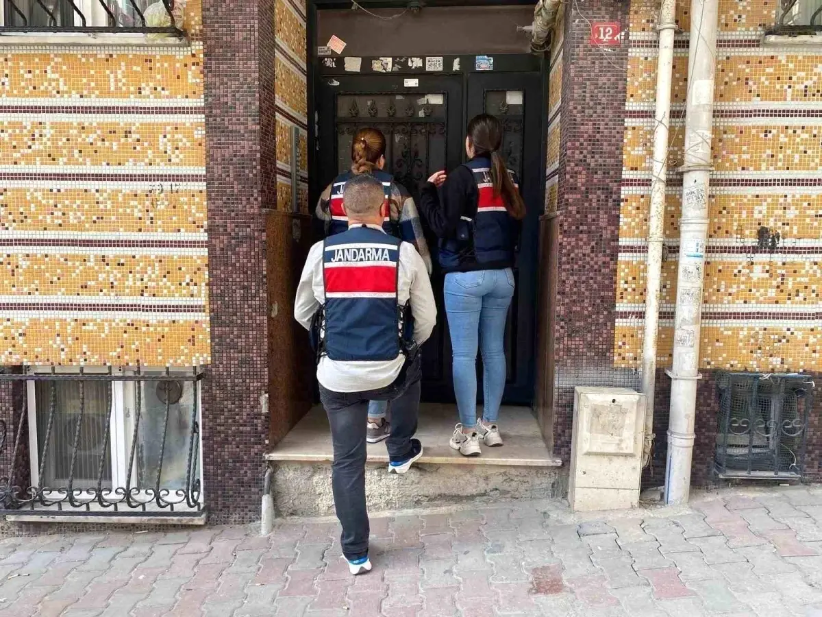 Artvin’de Dolandırıcılık Operasyonu: 36 Gözaltı