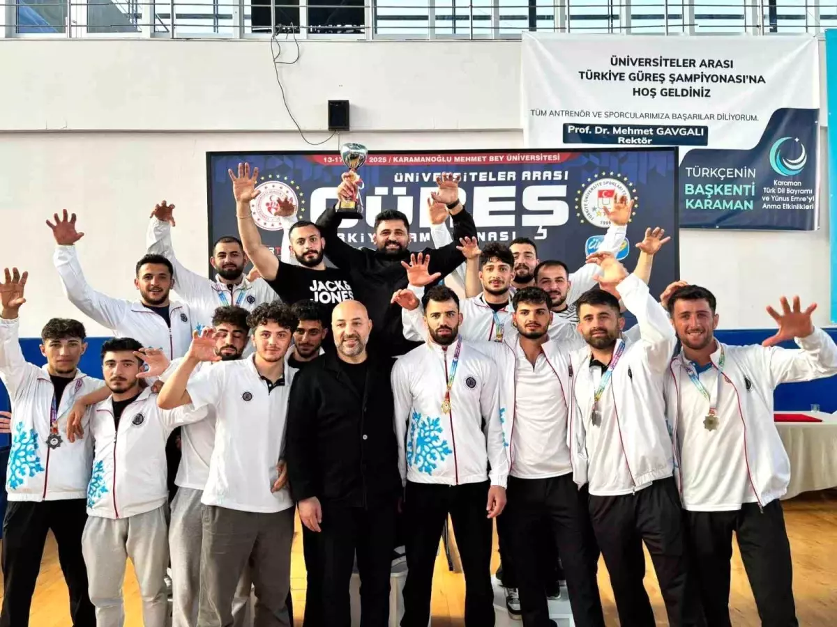 Atatürk Üniversitesi Güreşte Türkiye Şampiyonu