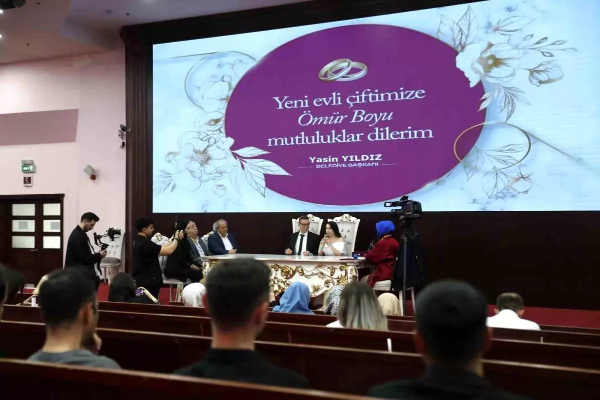 Bağcılar’da 05.05.2025’te Evlenmek İçin Sıraya Giren Çiftler Akın Etti