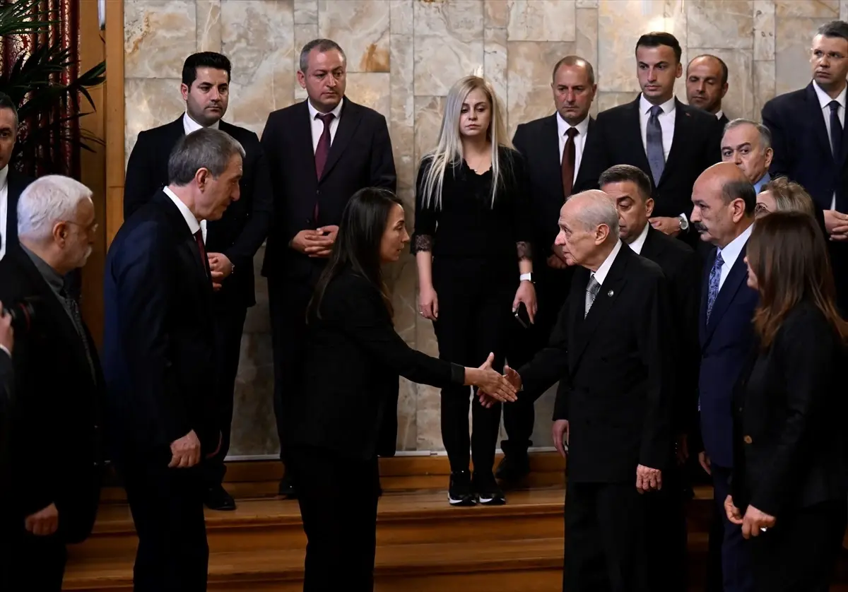 Bahçeli’den Önder’e Taziye Ziyareti