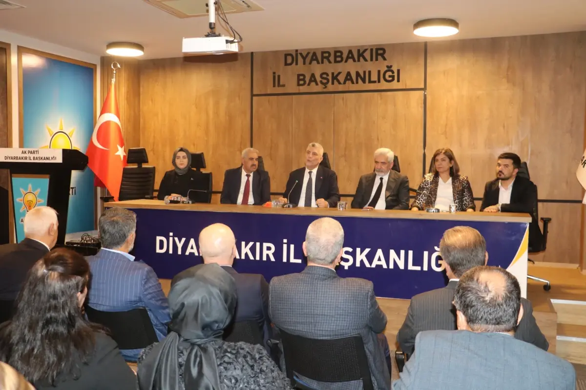Bakan Bolat’tan Diyarbakır Ziyareti