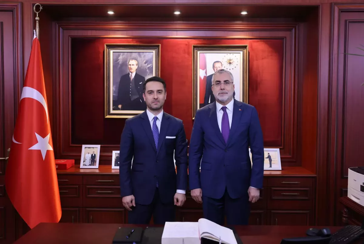 Bakan Işıkhan Taşkent Büyükelçiliği’ni Ziyaret Etti