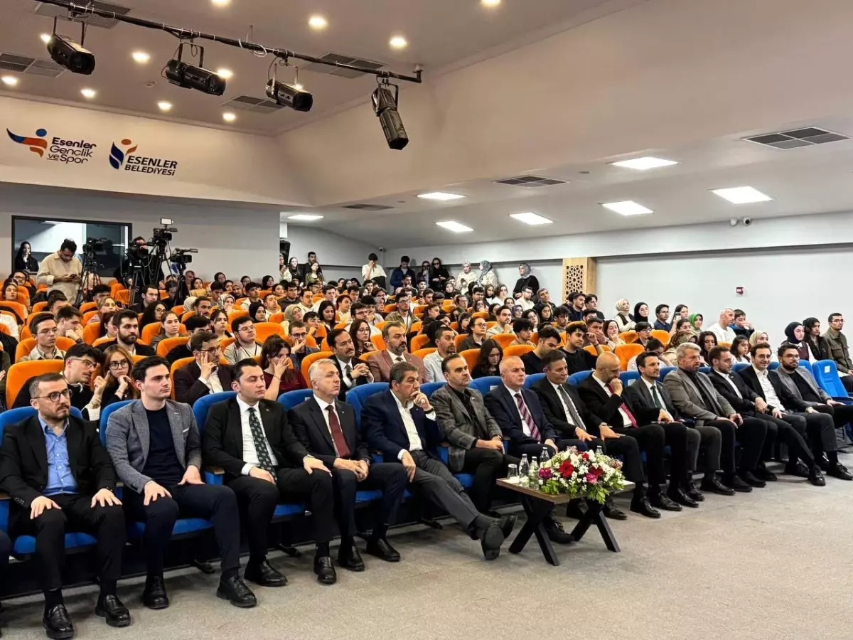 Bakan Kacır: “Savunma sanayisinde dünyada yüzde 68’lik bir pazar payıyla dünya birincisi olmayı başardık”