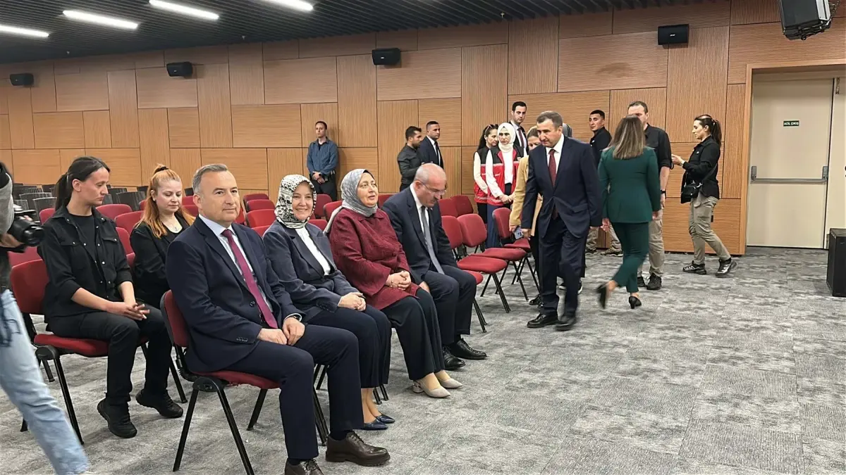 Bakan Yardımcısı Yenigün, Genç Çiftin Nikah Törenine Katıldı