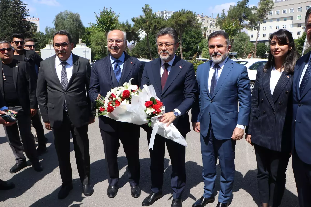 Bakan Yumaklı Adana’da