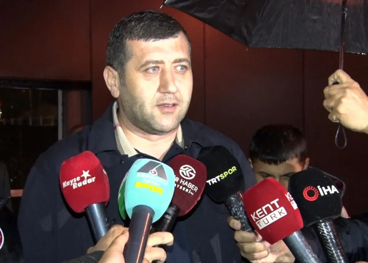 Baki Ersoy’dan Kayserispor’a Destek
