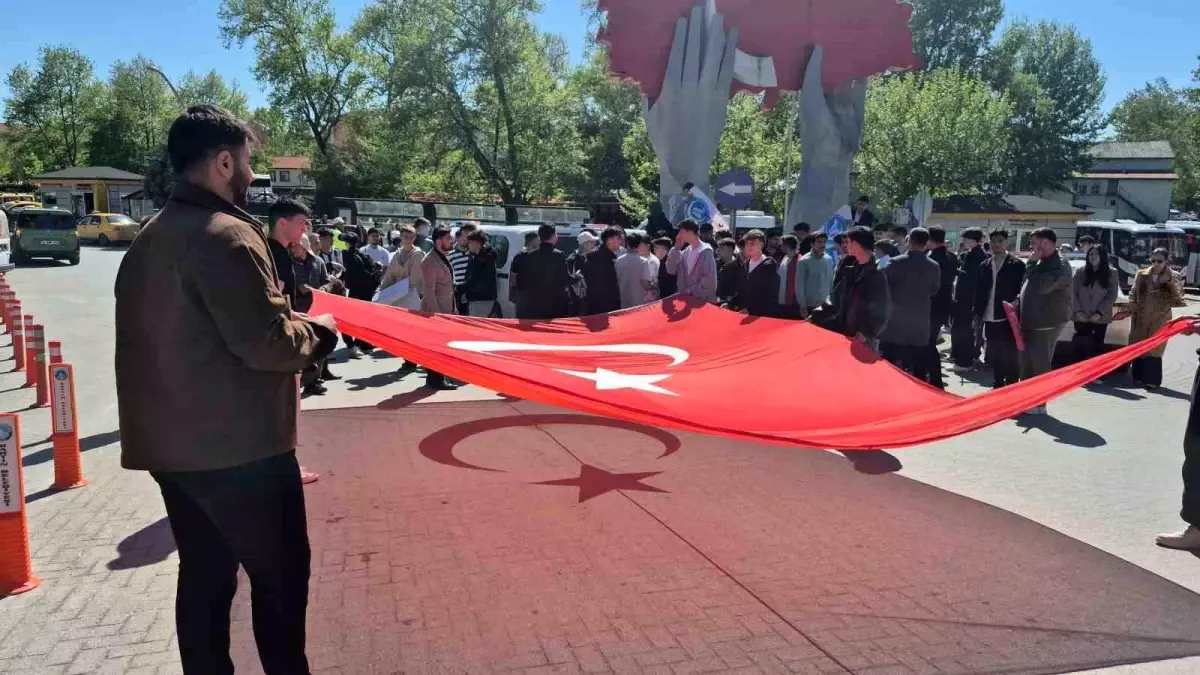 Bartın’da Türkçülük Günü Yürüyüşü