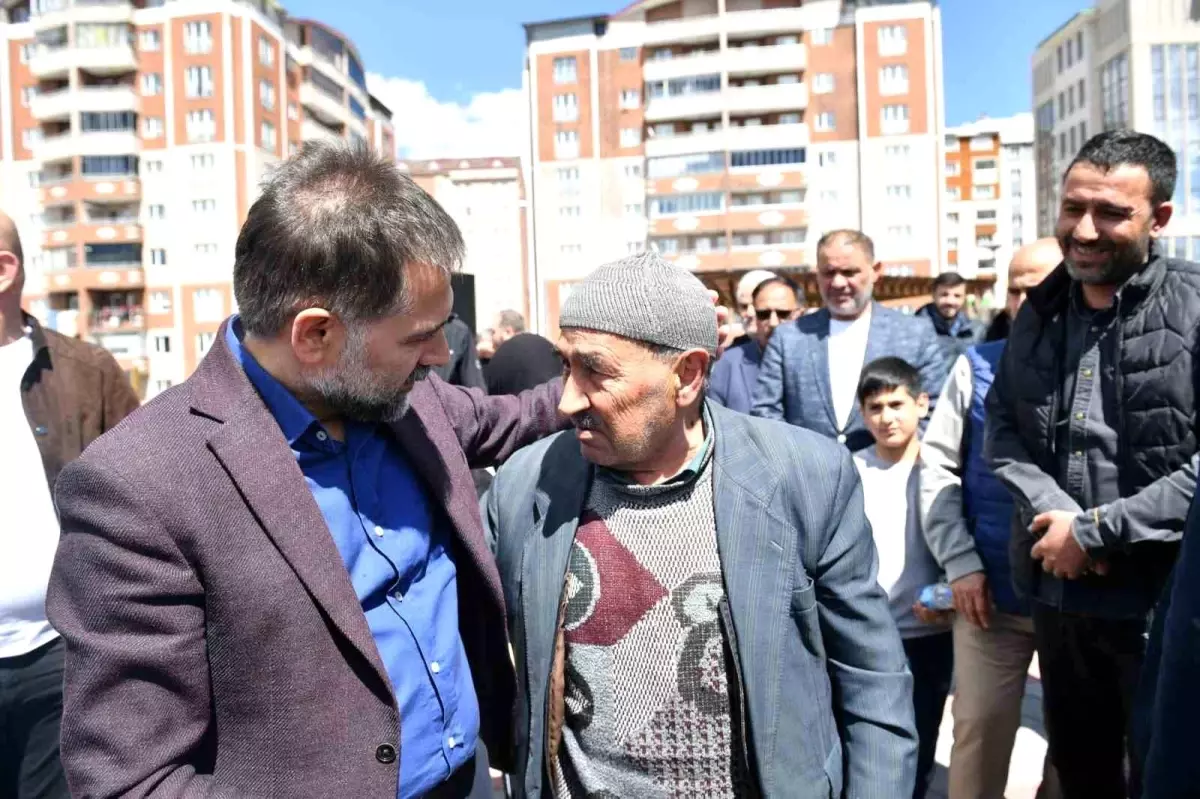 Başkan Uçar, Vatandaşlarla Buluştu