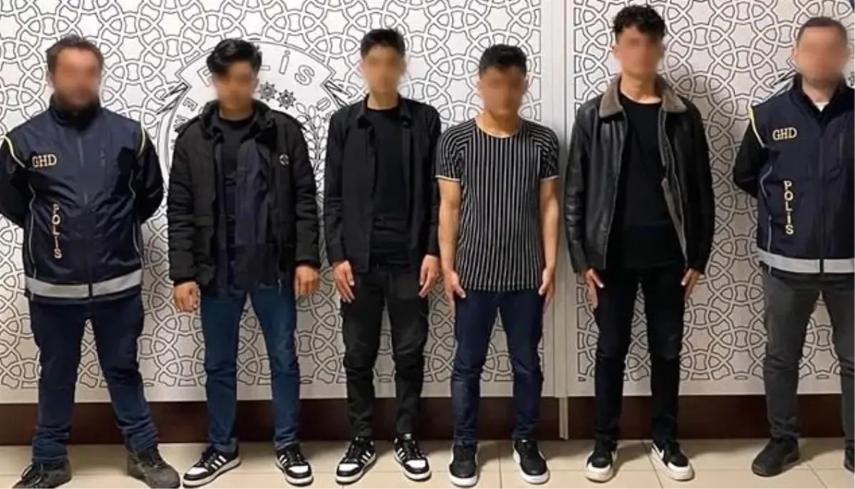 Bayburt’ta 4 Düzensiz Göçmen ve 3 İnsan Taciri Yakalandı