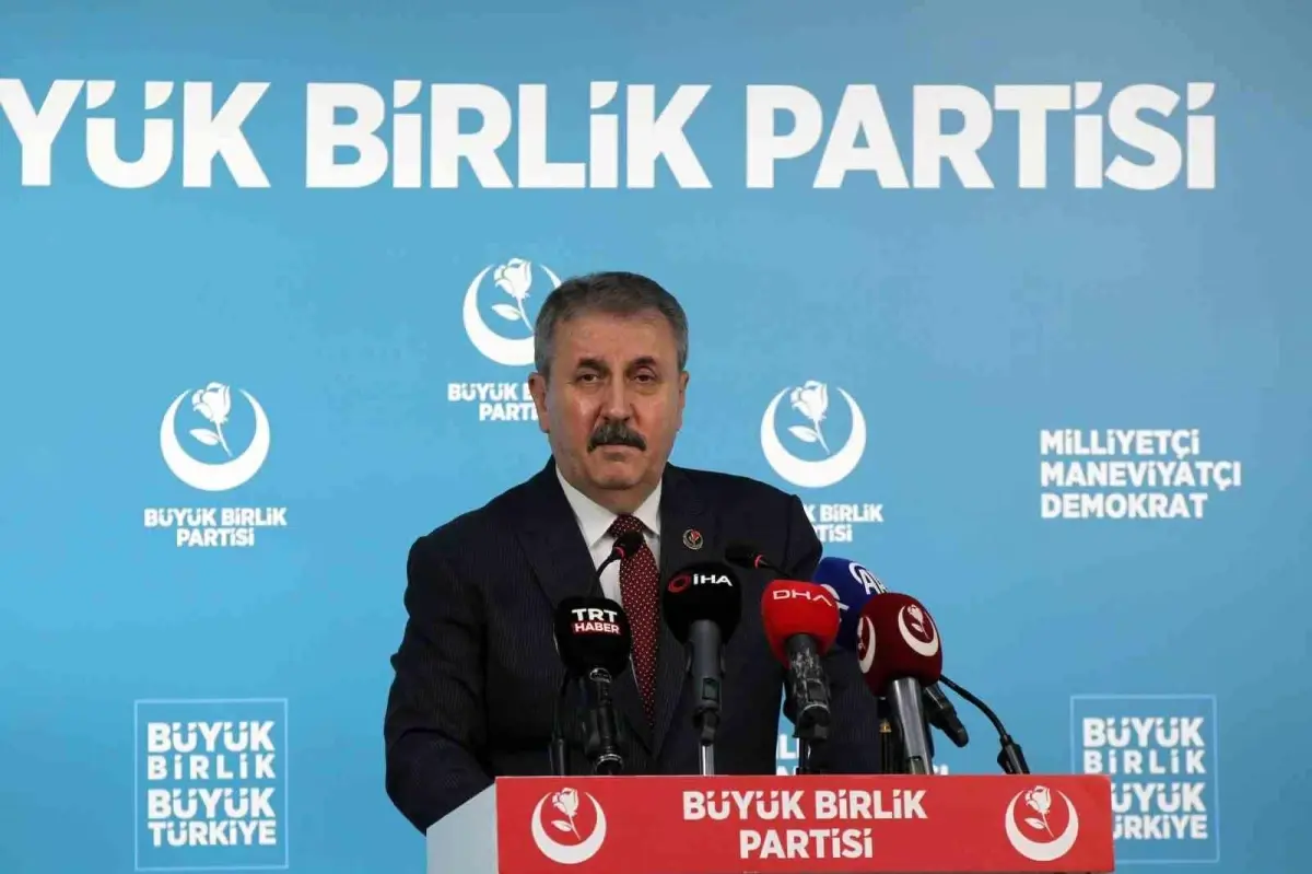 BBP Genel Başkanı Destici: “Bizim yerimiz net bir şekilde Pakistan’ın yanıdır”