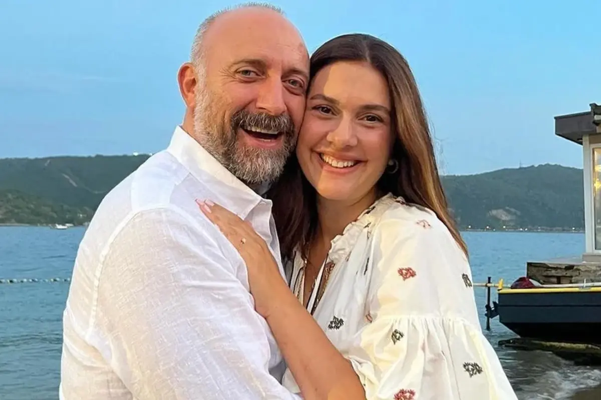 Bergüzar Korel üç yaşındaki kızı Leyla’nın son halini paylaştı