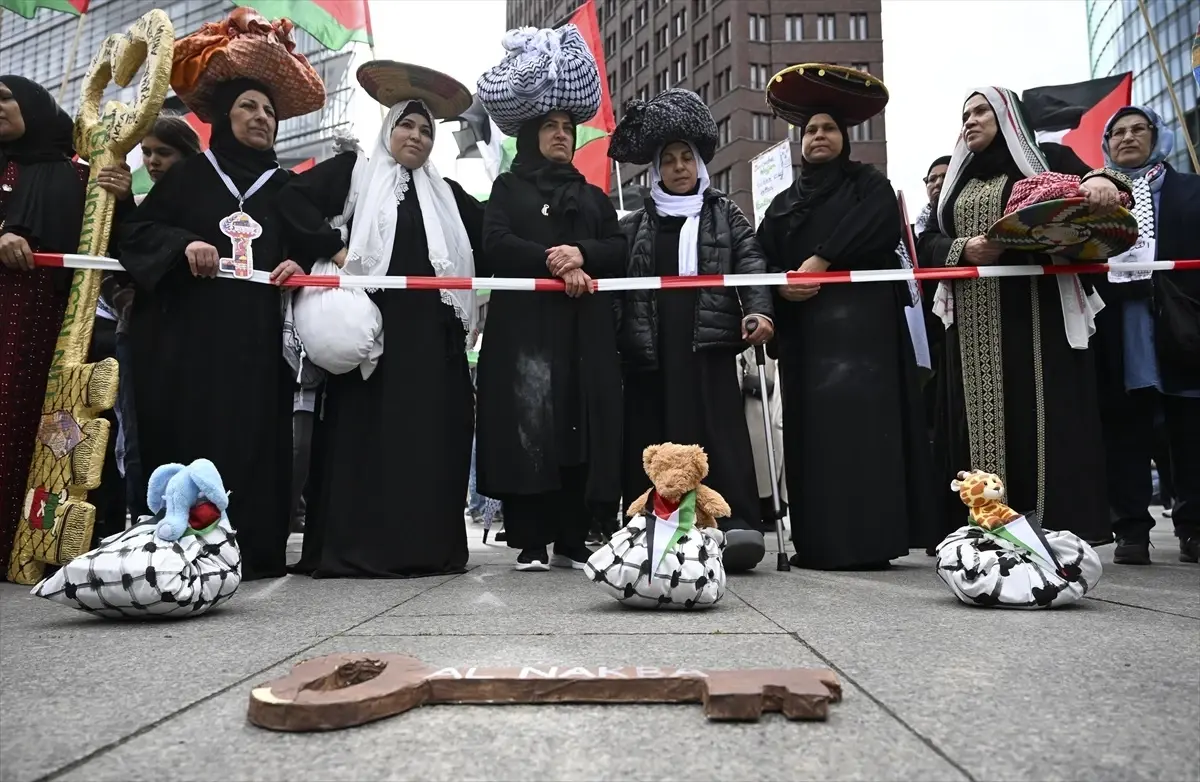 Berlin’de Nekbe Protestosu