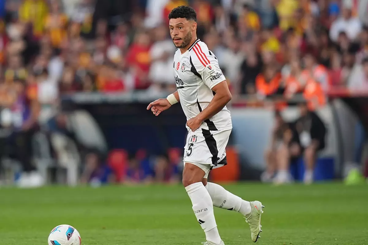 Beşiktaş’a kötü haber! Chamberlain sakatlandı