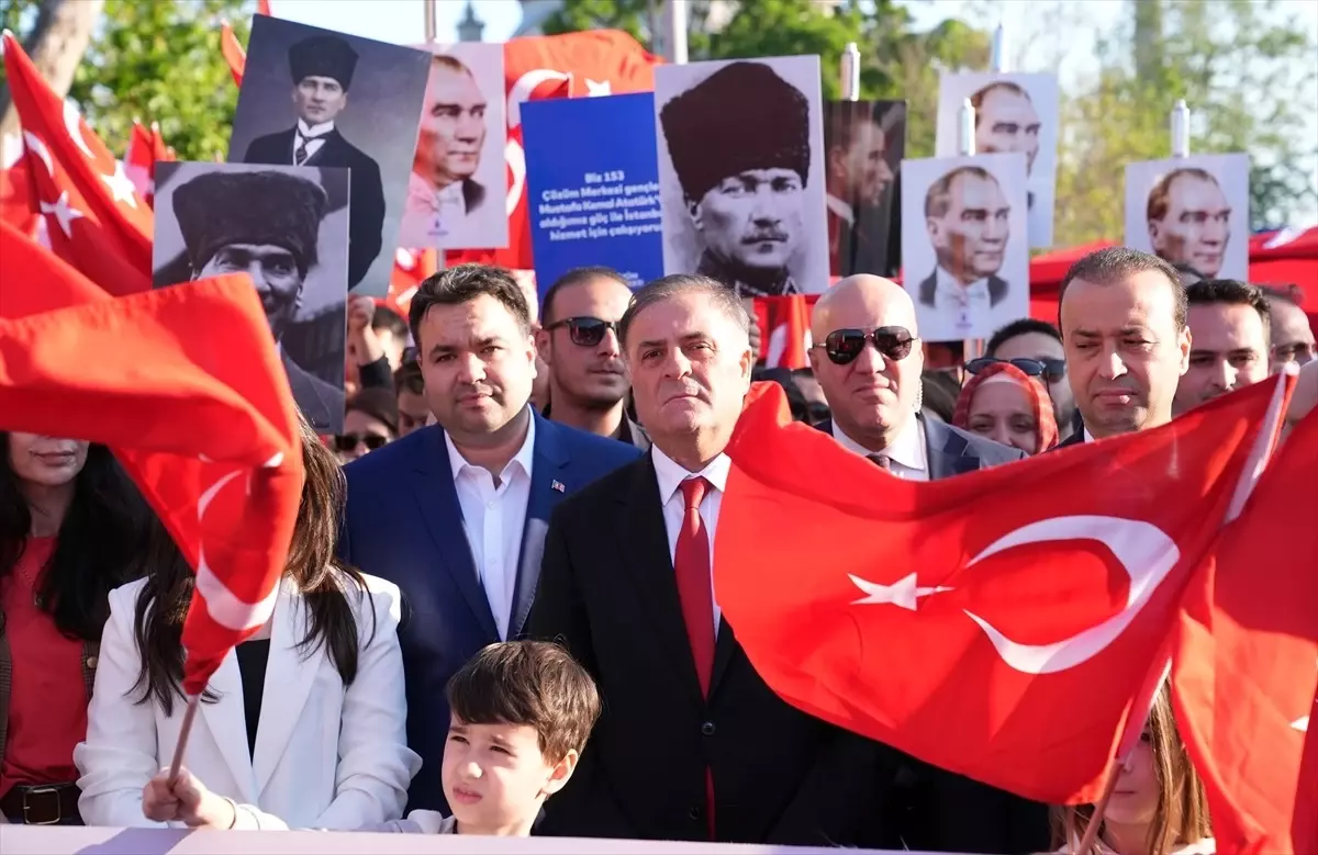 Beşiktaş’ta Mustafa Kemal Yürüyüşü