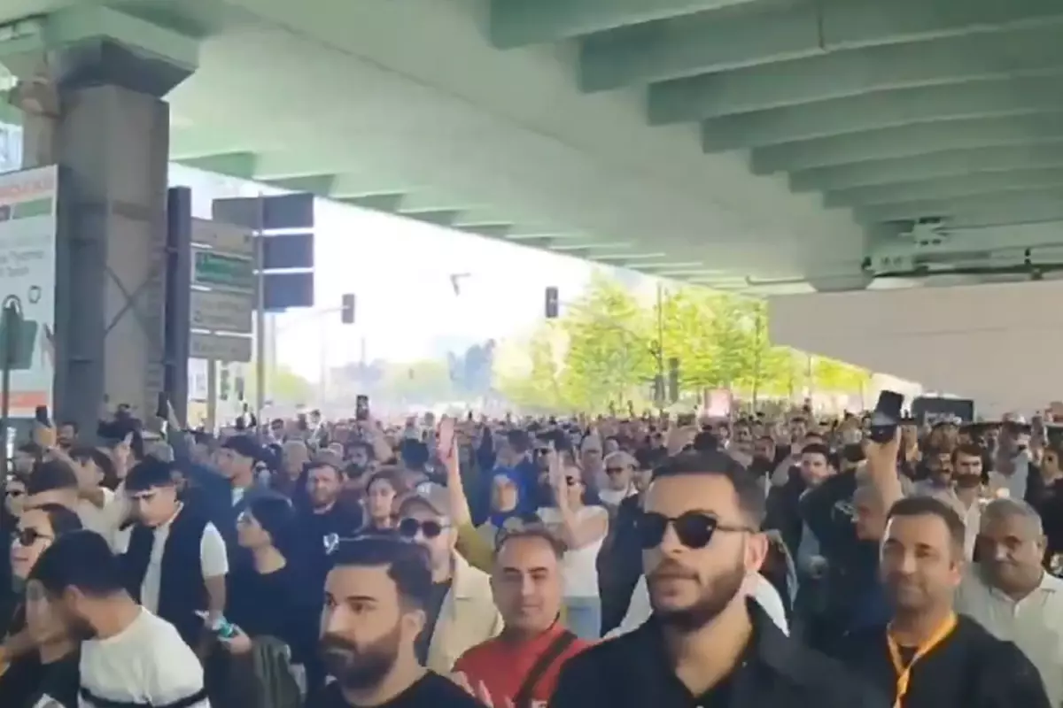 Binlerce kişi Sırrı Süreyya Önder için Levent’e yürüdü
