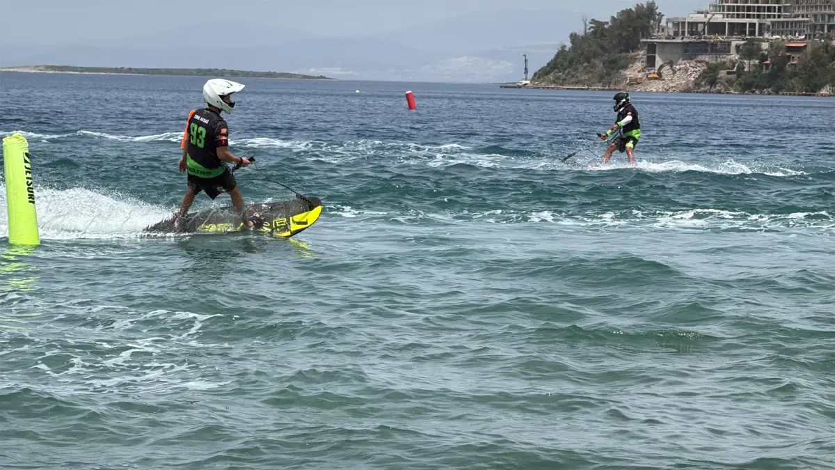 Bodrum’da Su Jeti ve Motosurf Yarışları Başladı