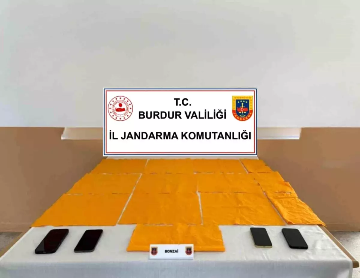 Burdur’da Uyuşturucu Operasyonu: 13 Gözaltı