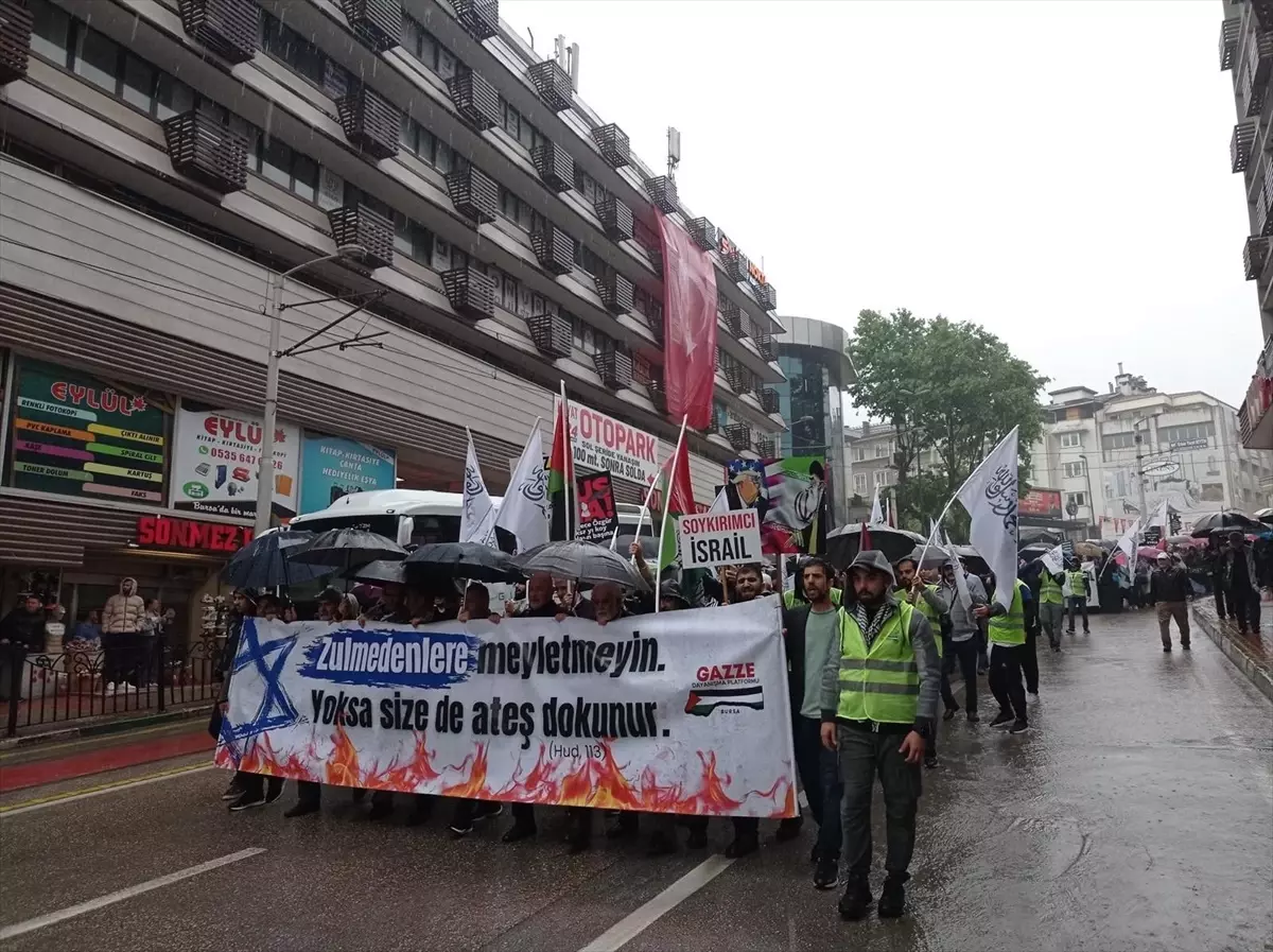 Bursa’da Filistin’e Destek Yürüyüşü