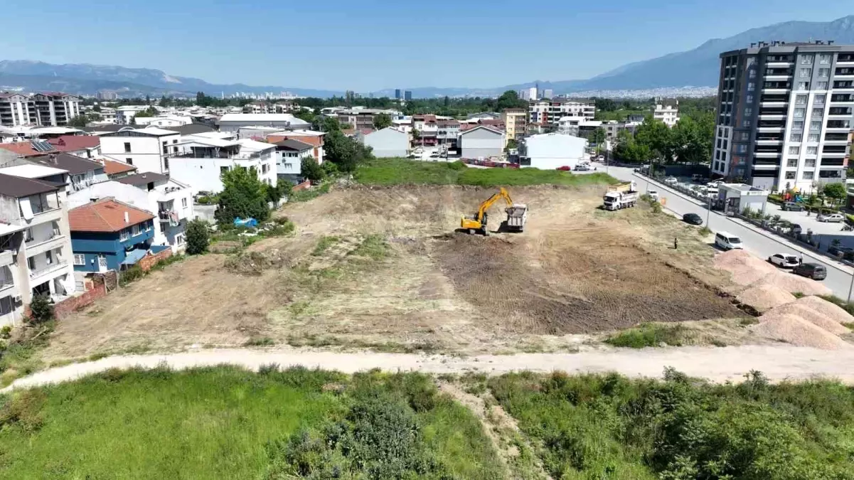 Bursa’da Gençlere Yeni Futbol Sahası ve Spor Tesisi Müjdesi