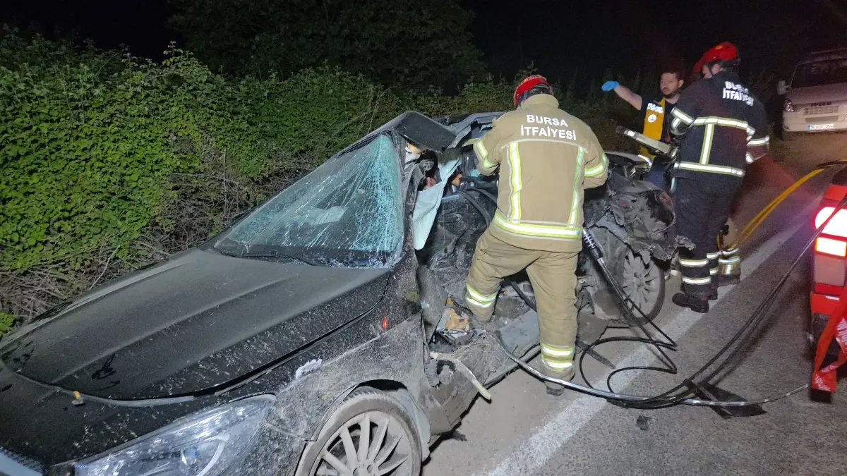 Bursa’da Trafik Kazası: 3 Ölü, Alkollü Sürücü Yakalandı