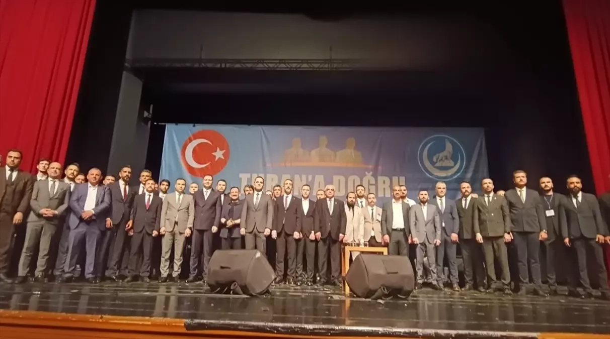 Bursa’da Ülkü Ocakları’ndan Konser