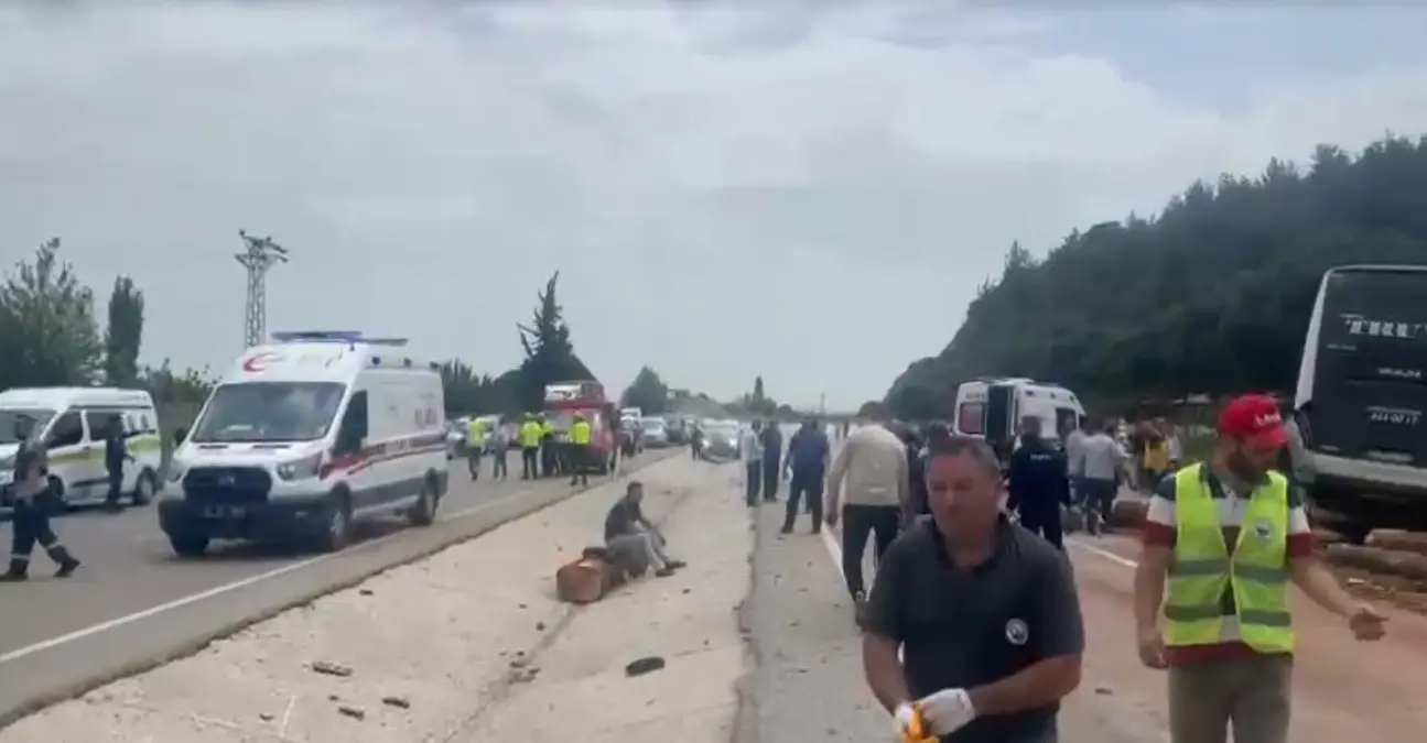 Çanakkale’de Zincirleme Kaza: 6 Ölü