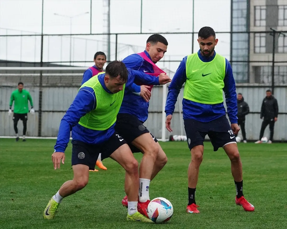 Çaykur Rizespor Göztepe Maçı Hazırlıklarına Devam Ediyor