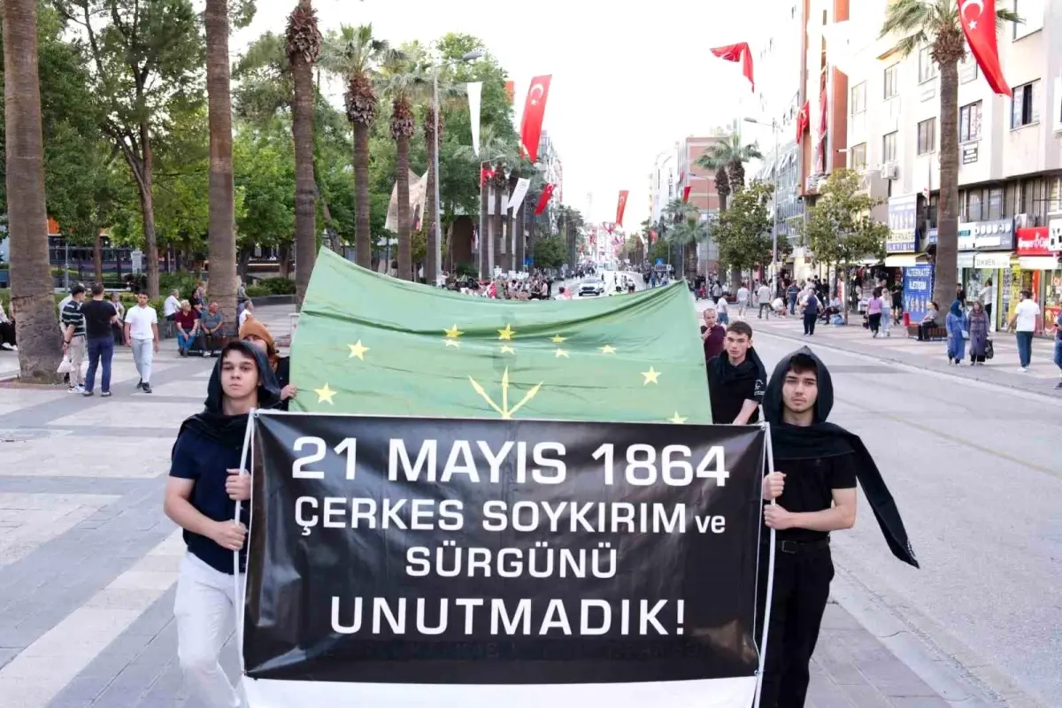 Çerkesler, Soykırımı Anma Yürüyüşü Düzenledi
