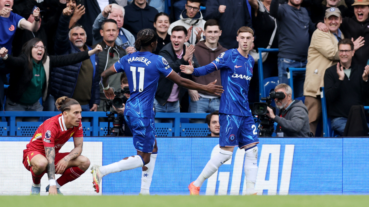 Chelsea, Liverpool’u 3 golle yıktı