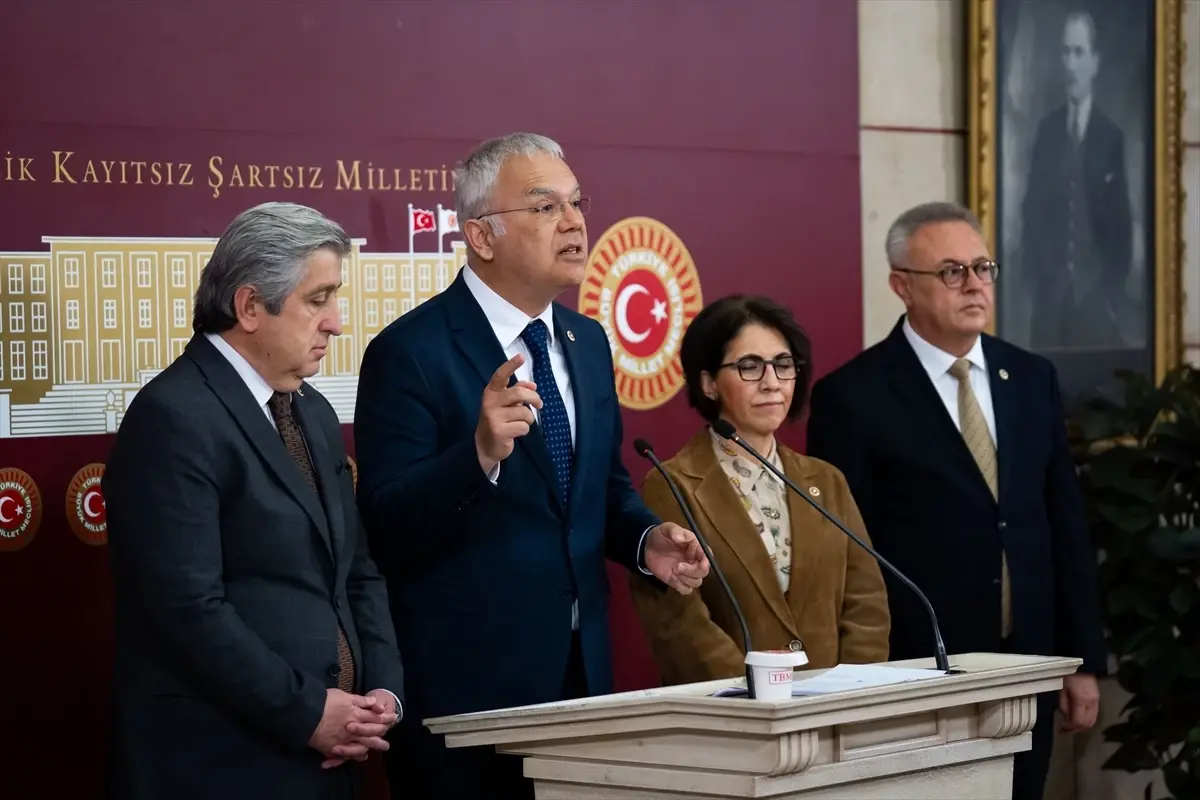 CHP’den Bakanlığa Tepki: Toplumsal Cinsiyet İfadesi