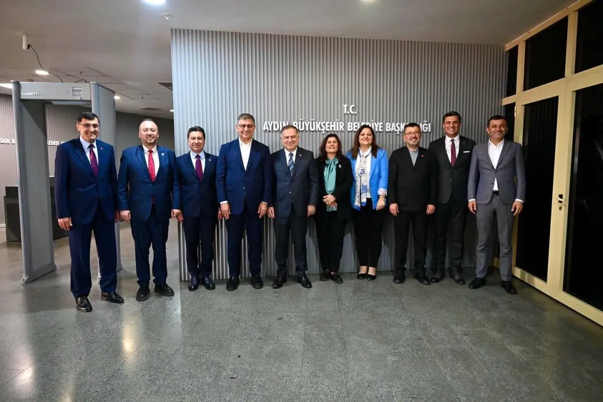 CHP’li Ege Bölgesi Belediye Başkanları Aydın’da Toplandı