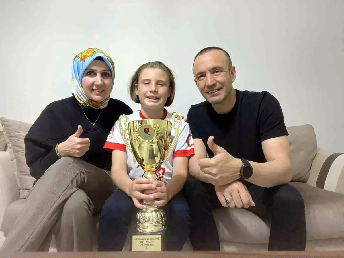 Cihangir Pehlivan’dan Altın Madalya