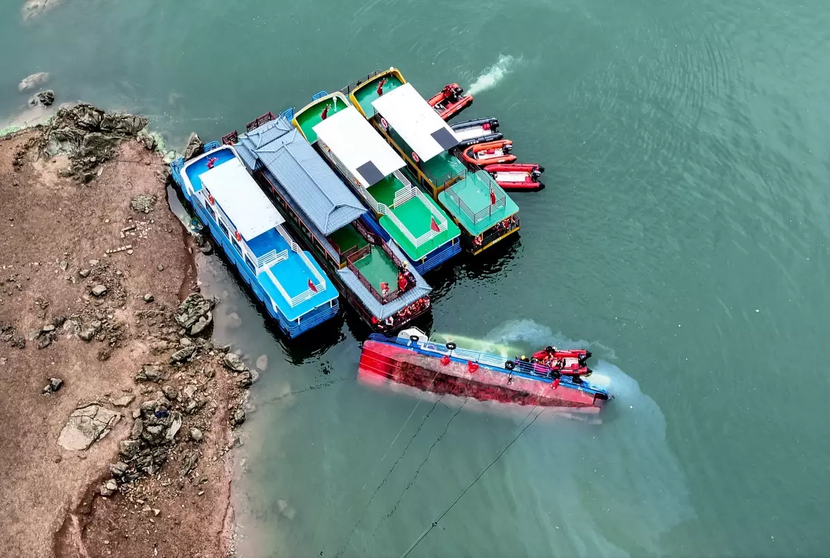 Çin’de Tekne Kazası: 9 Ölü, 70 Yaralı