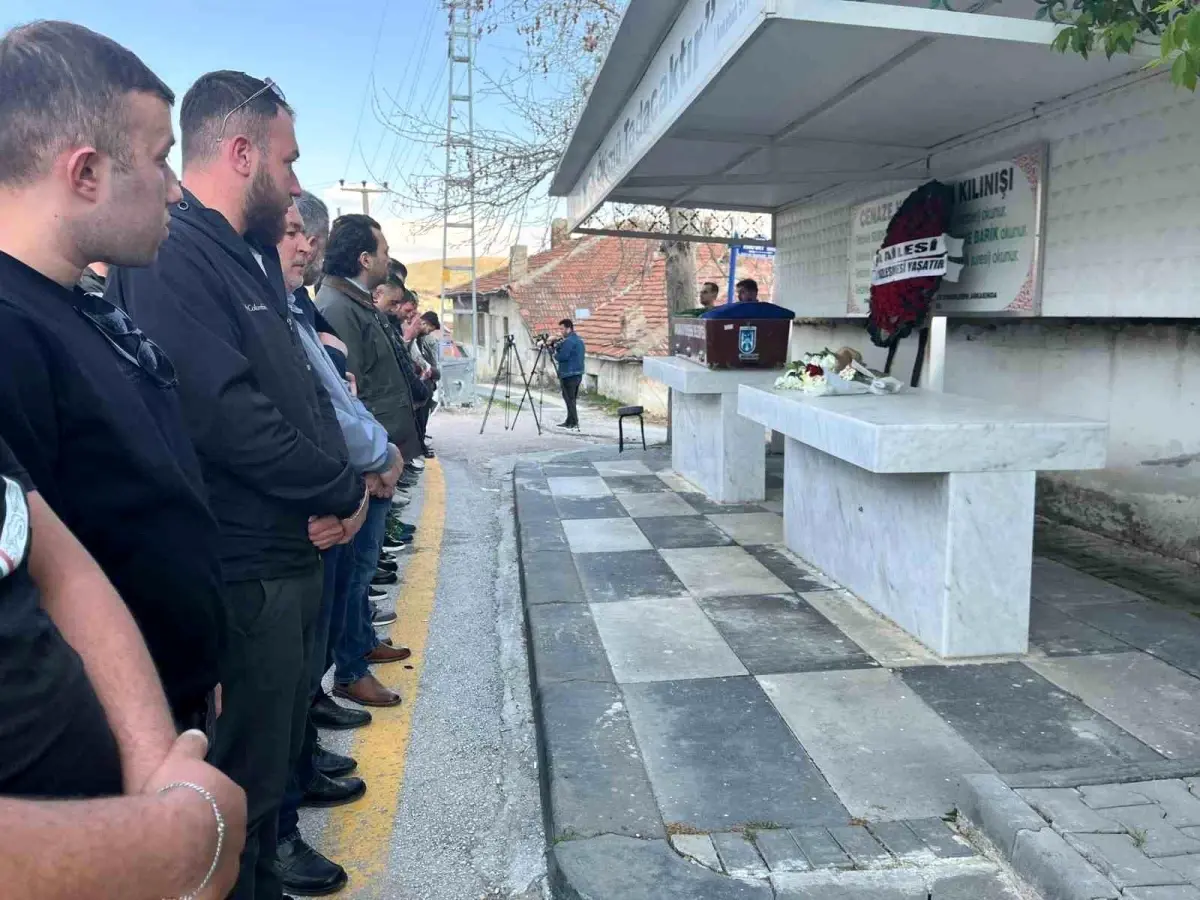Çubuk’ta Komşunun Saldırısında Hayatını Kaybeden Hatice Çınar Toprağa Verildi